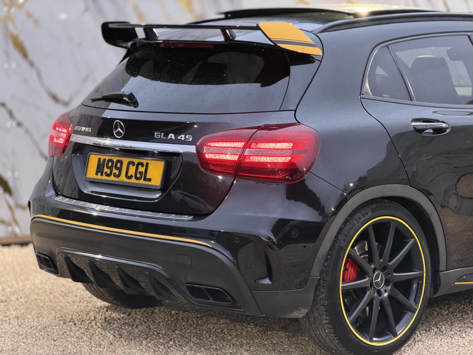 Mercedes-Benz GLA 2.0 GLA45 AMG Yellow Night Edition SUV 5dr Petrol SpdS DCT 4MATIC Euro 6 (s/s) (381 ps)