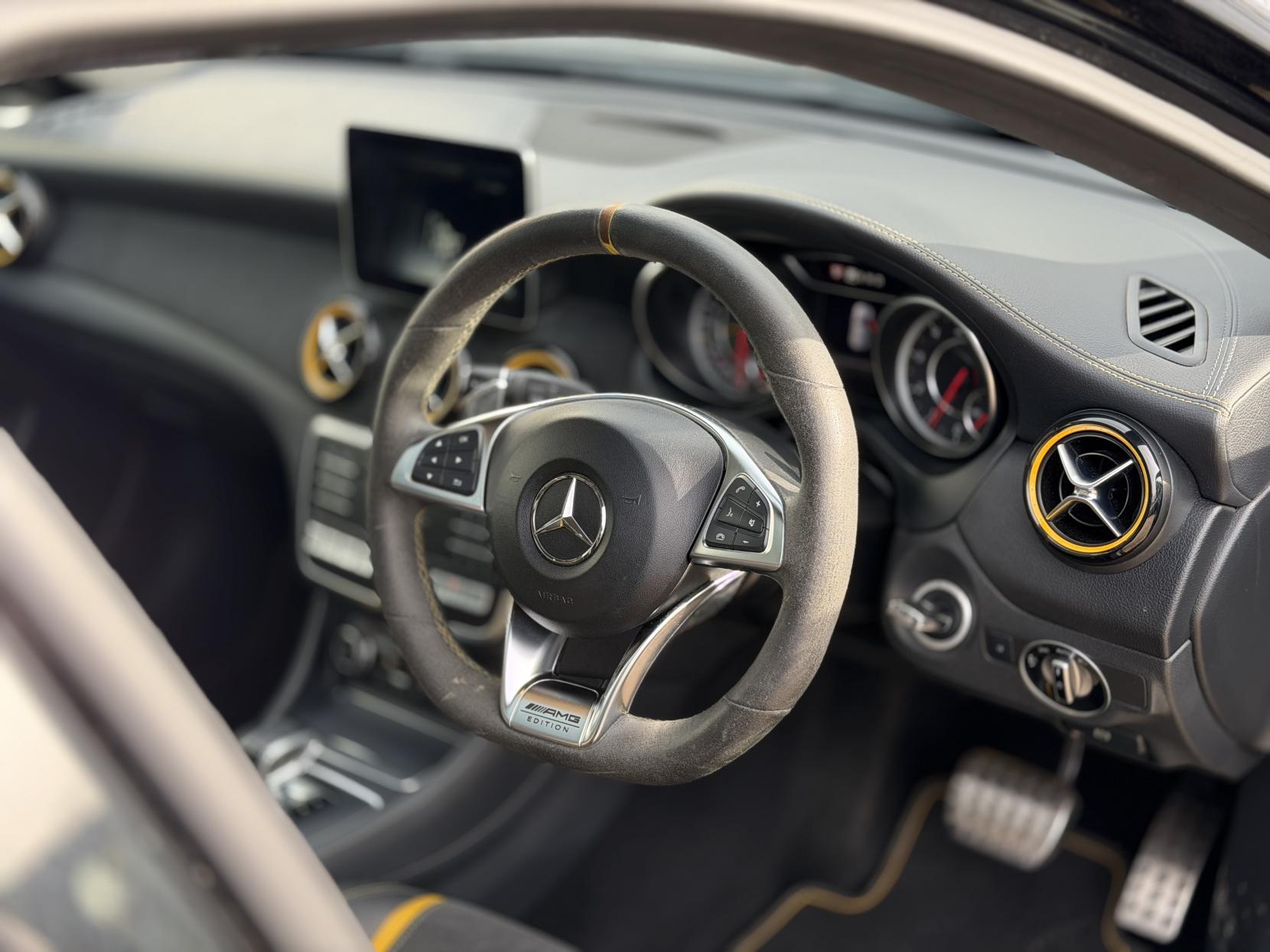 Mercedes-Benz GLA 2.0 GLA45 AMG Yellow Night Edition SUV 5dr Petrol SpdS DCT 4MATIC Euro 6 (s/s) (381 ps)