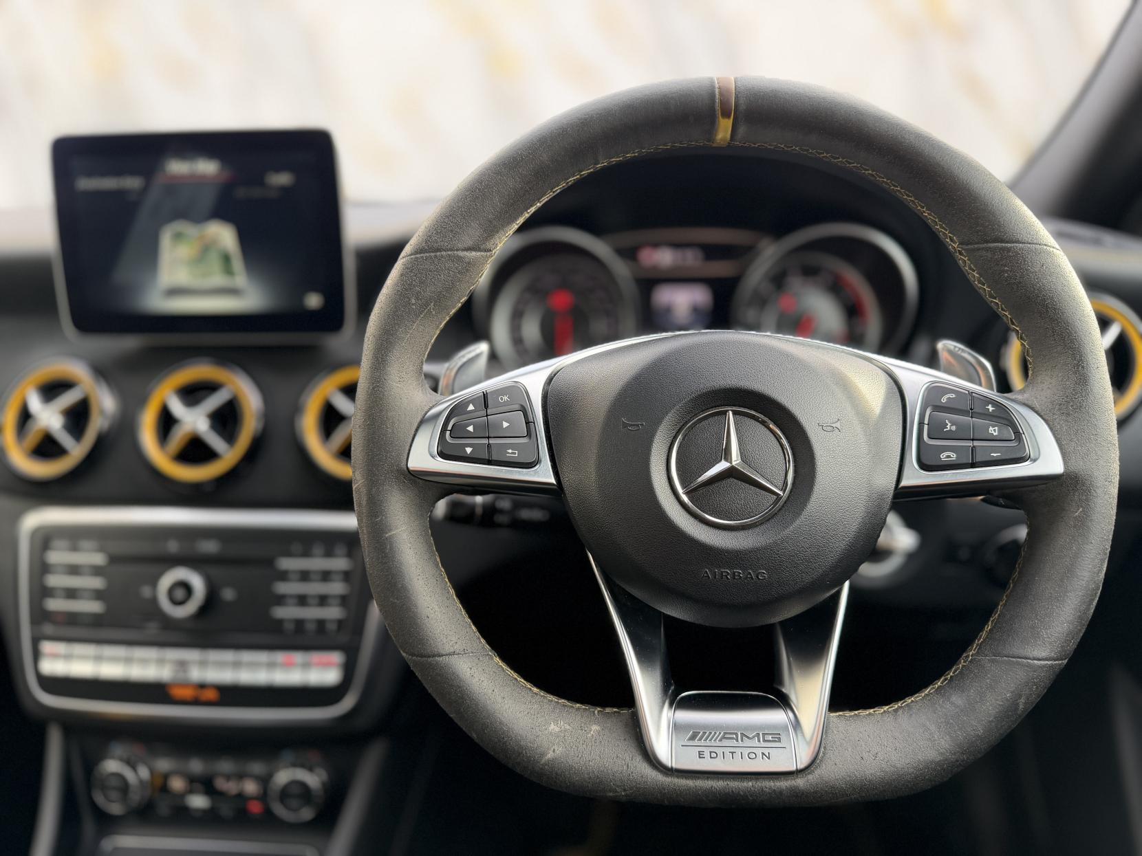 Mercedes-Benz GLA 2.0 GLA45 AMG Yellow Night Edition SUV 5dr Petrol SpdS DCT 4MATIC Euro 6 (s/s) (381 ps)