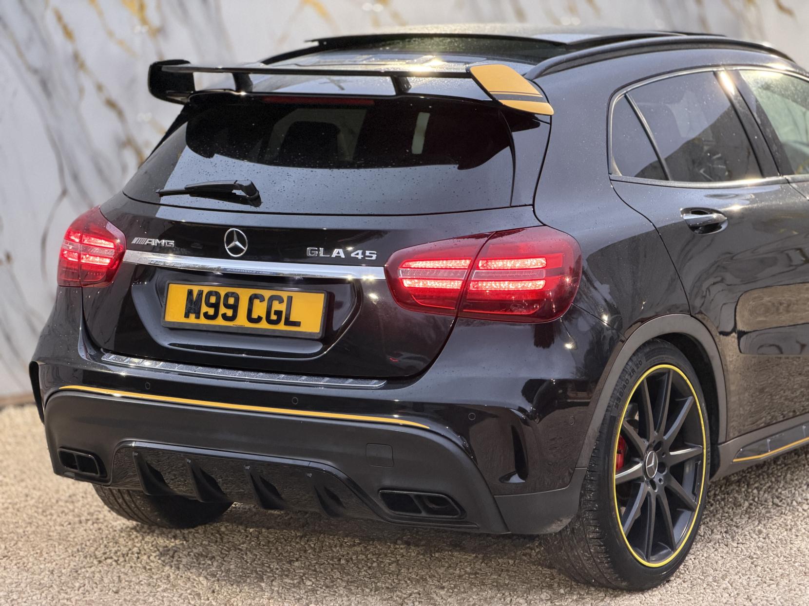 Mercedes-Benz GLA 2.0 GLA45 AMG Yellow Night Edition SUV 5dr Petrol SpdS DCT 4MATIC Euro 6 (s/s) (381 ps)