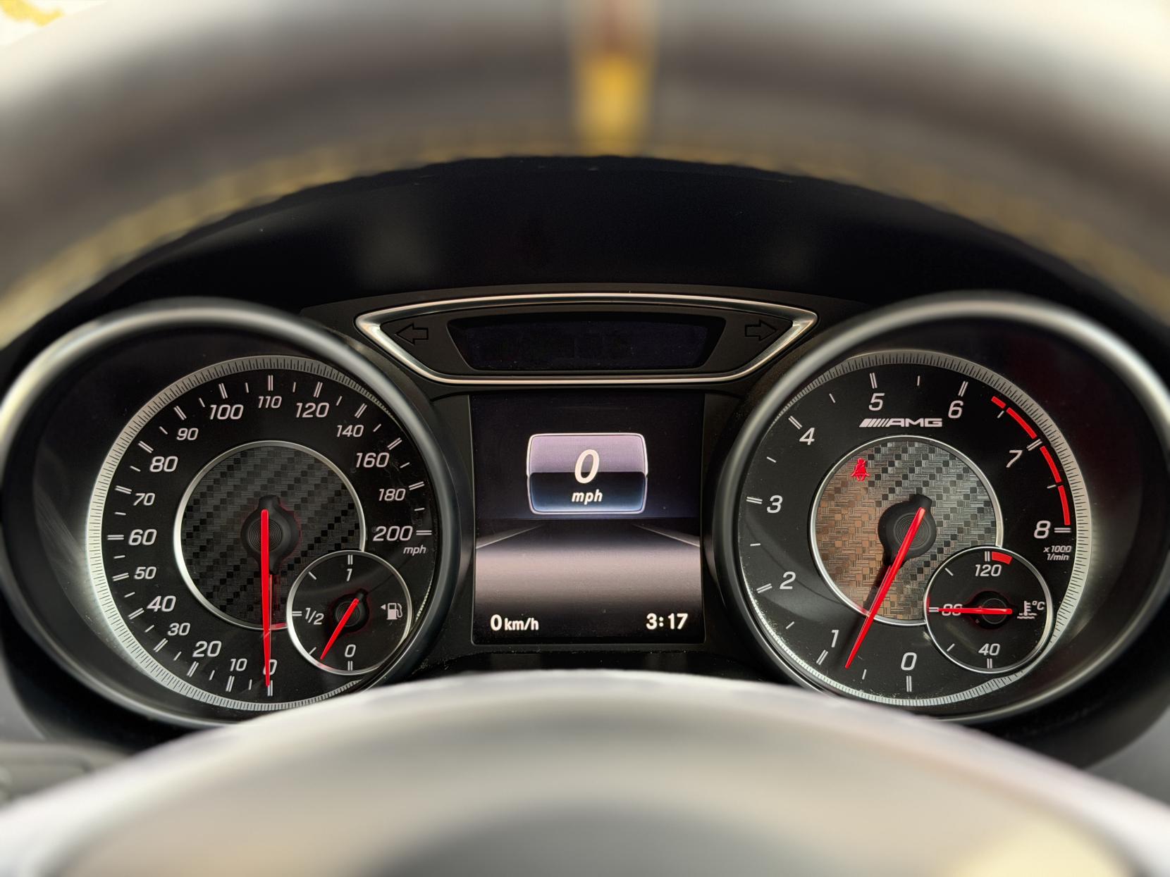 Mercedes-Benz GLA 2.0 GLA45 AMG Yellow Night Edition SUV 5dr Petrol SpdS DCT 4MATIC Euro 6 (s/s) (381 ps)