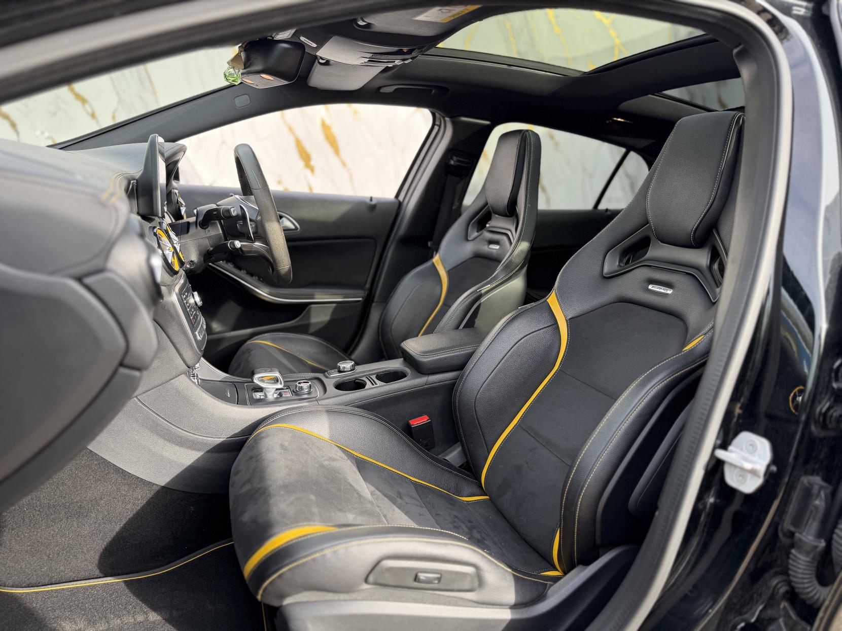 Mercedes-Benz GLA 2.0 GLA45 AMG Yellow Night Edition SUV 5dr Petrol SpdS DCT 4MATIC Euro 6 (s/s) (381 ps)