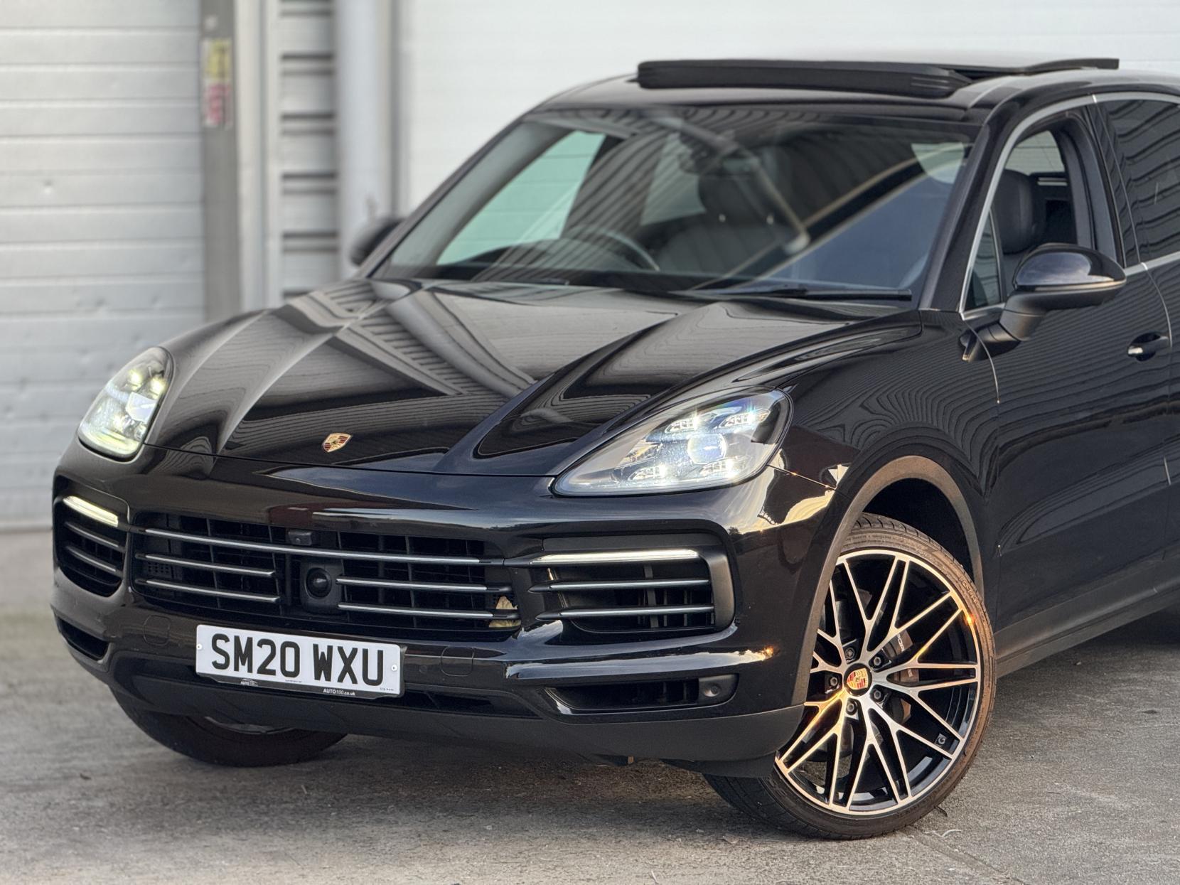 Porsche Cayenne 3.0T V6 TiptronicS 4WD Euro 6 (s/s) 5dr
