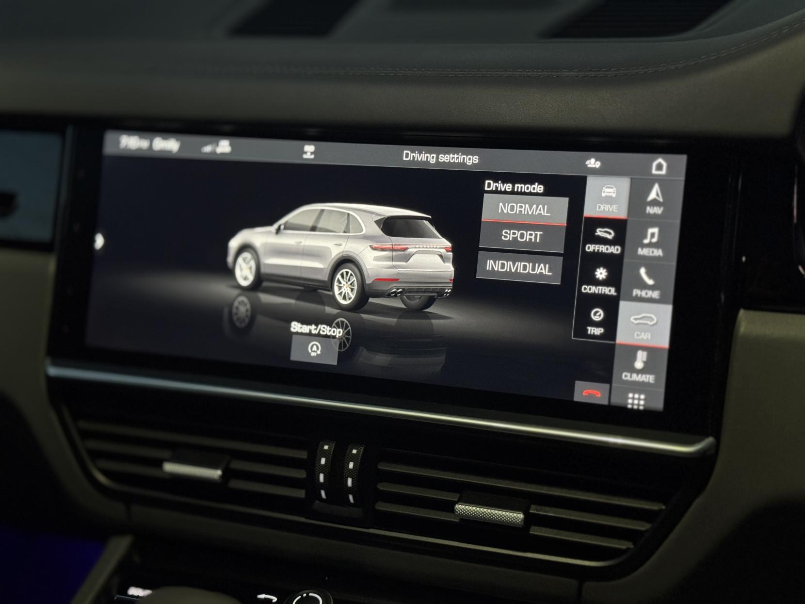 Porsche Cayenne 3.0T V6 TiptronicS 4WD Euro 6 (s/s) 5dr