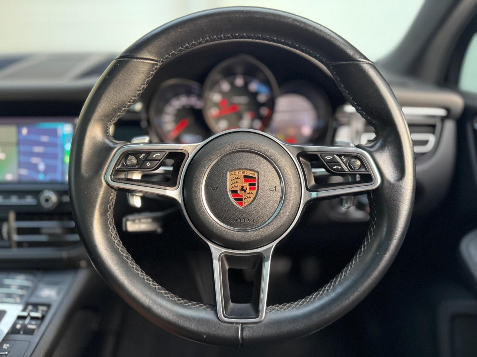 Porsche Macan 2.0T PDK 4WD Euro 6 (s/s) 5dr