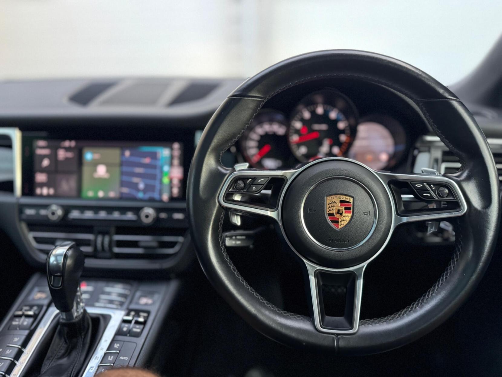 Porsche Macan 2.0T PDK 4WD Euro 6 (s/s) 5dr