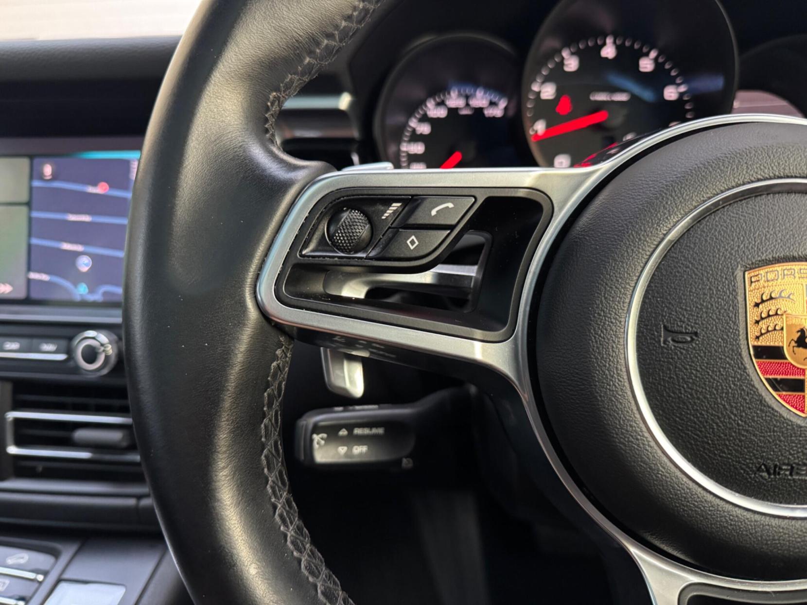 Porsche Macan 2.0T PDK 4WD Euro 6 (s/s) 5dr