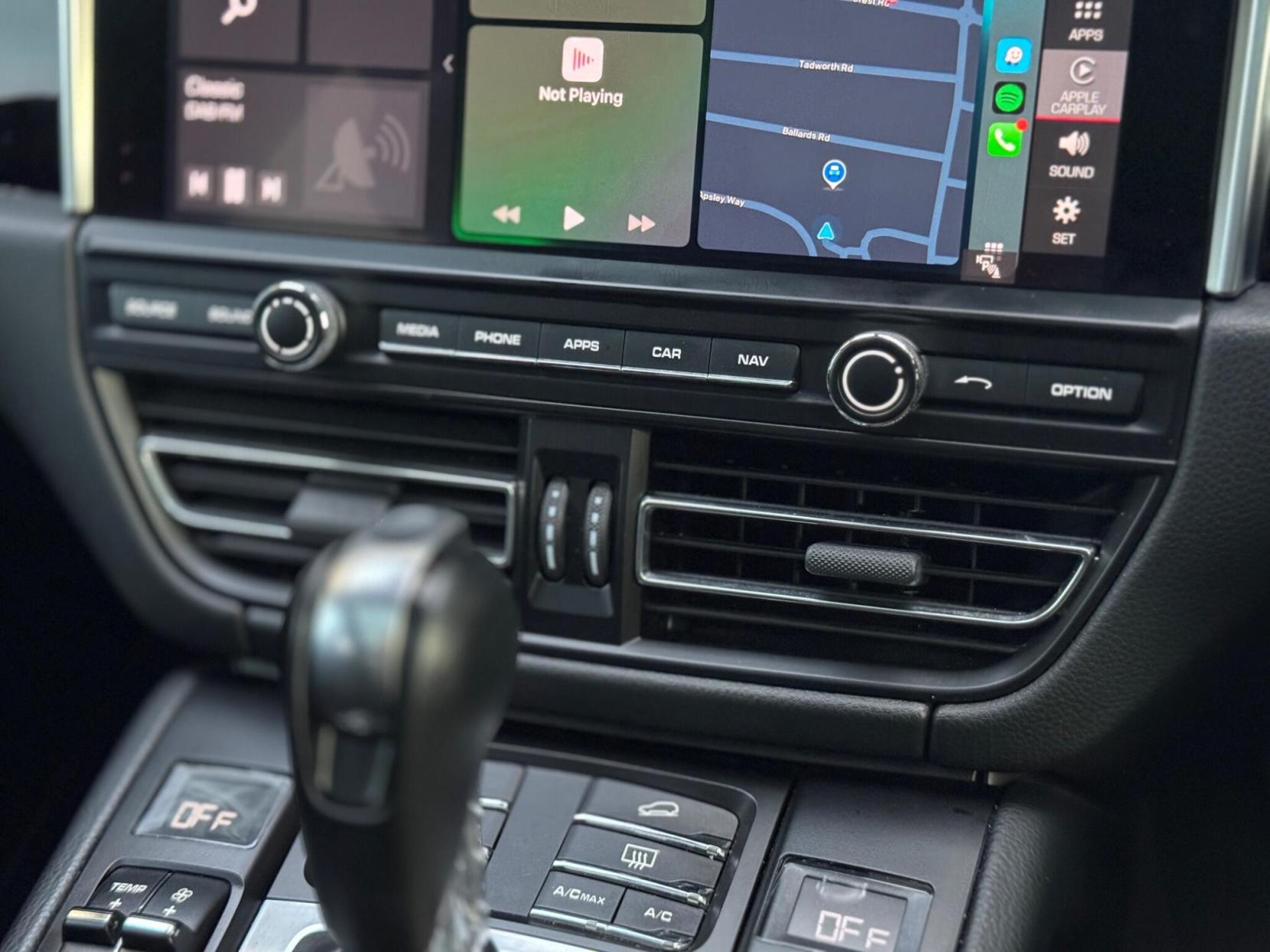 Porsche Macan 2.0T PDK 4WD Euro 6 (s/s) 5dr