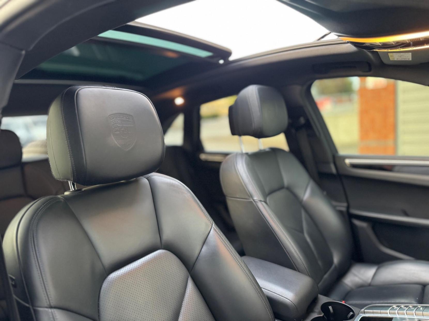 Porsche Macan 2.0T PDK 4WD Euro 6 (s/s) 5dr