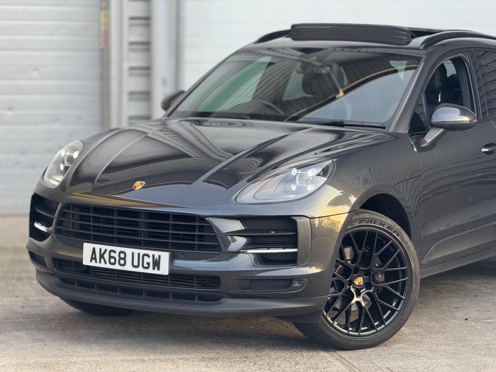 Porsche Macan 2.0T PDK 4WD Euro 6 (s/s) 5dr