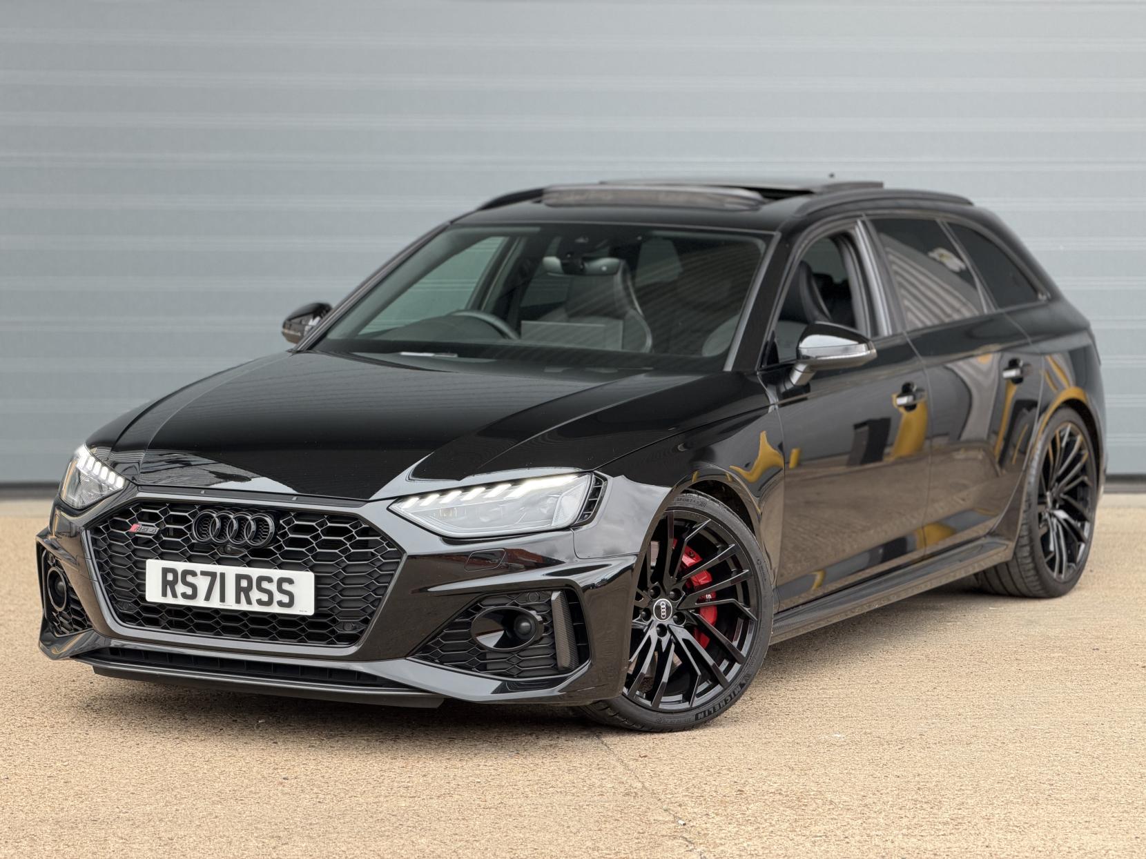 Audi RS4 Avant 2.9 TFSI V6 Carbon Black Estate 5dr Petrol Tiptronic quattro Euro 6 (s/s) (450 ps)