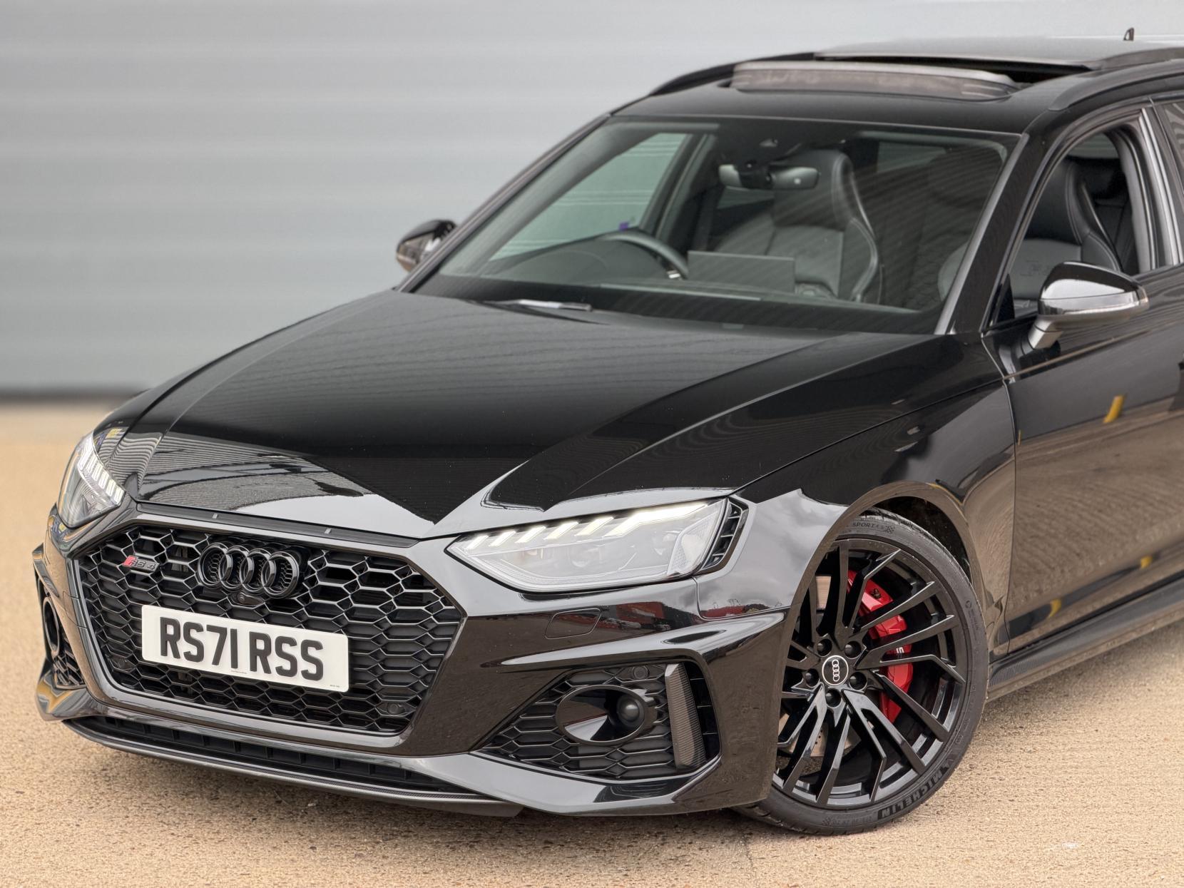 Audi RS4 Avant 2.9 TFSI V6 Carbon Black Estate 5dr Petrol Tiptronic quattro Euro 6 (s/s) (450 ps)