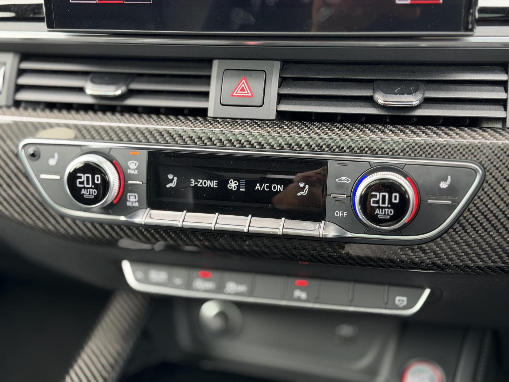 Audi RS4 Avant 2.9 TFSI V6 Carbon Black Estate 5dr Petrol Tiptronic quattro Euro 6 (s/s) (450 ps)