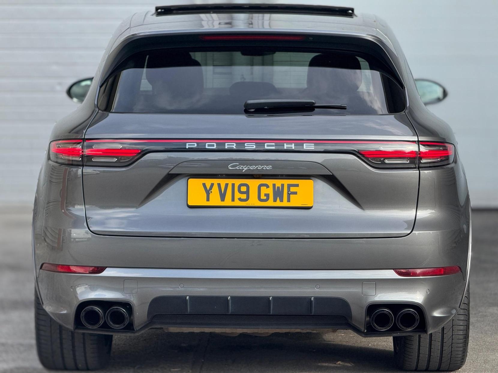 Porsche Cayenne 3.0T V6 TiptronicS 4WD Euro 6 (s/s) 5dr