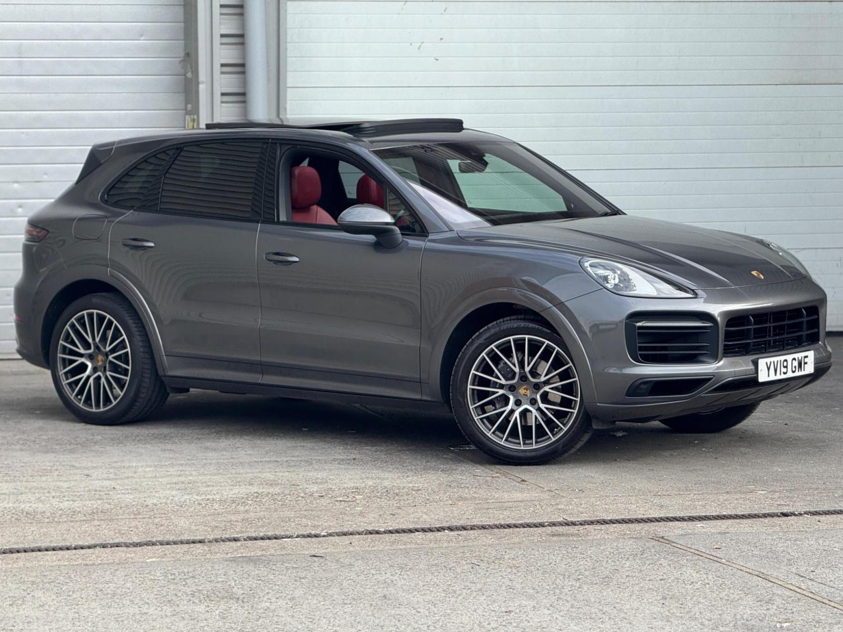 Porsche Cayenne 3.0T V6 TiptronicS 4WD Euro 6 (s/s) 5dr