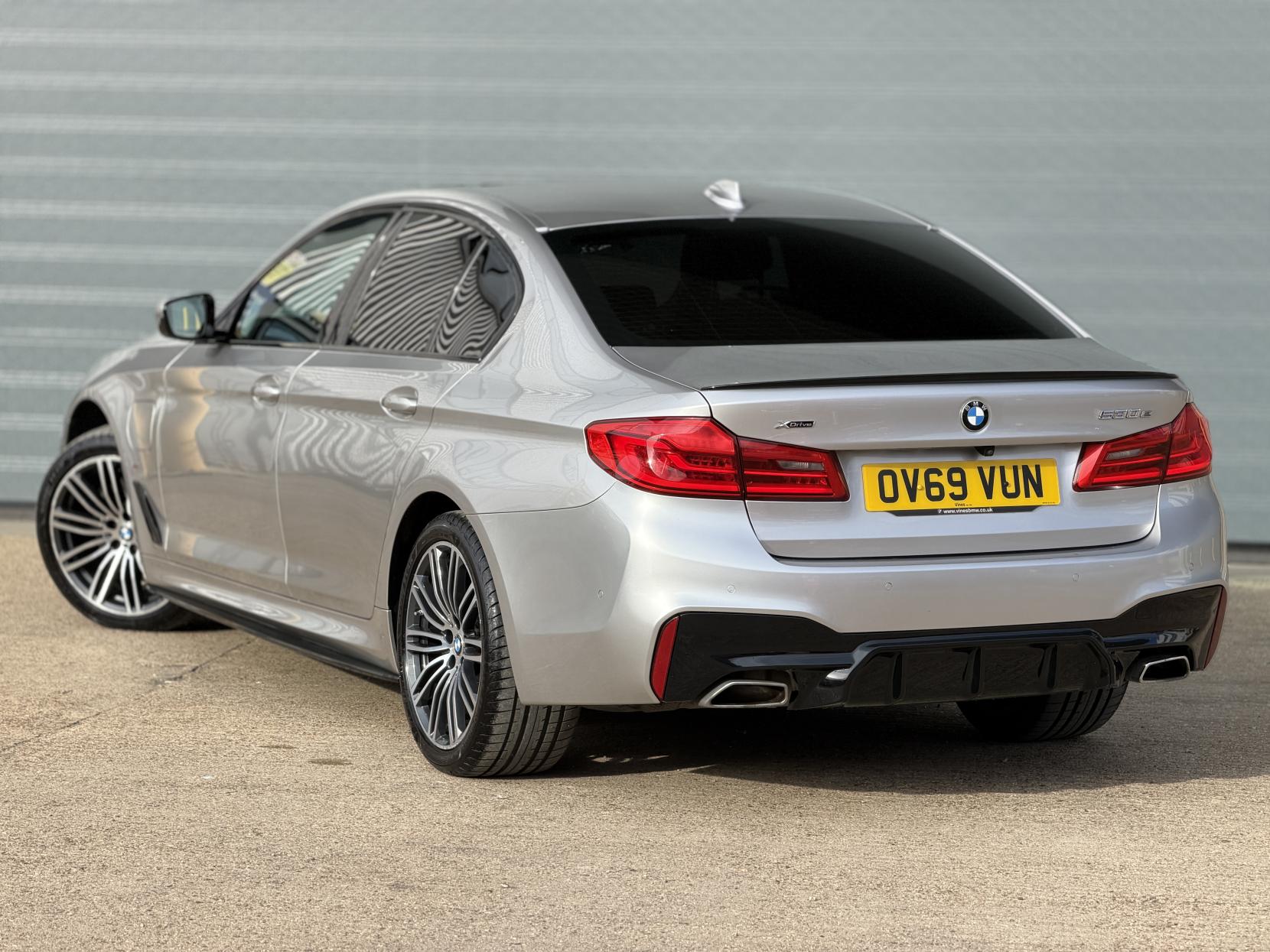 BMW 5 Series 2.0 530e 12kWh M Sport Saloon 4dr Petrol Plug-in Hybrid Auto xDrive Euro 6 (s/s) (252 ps)