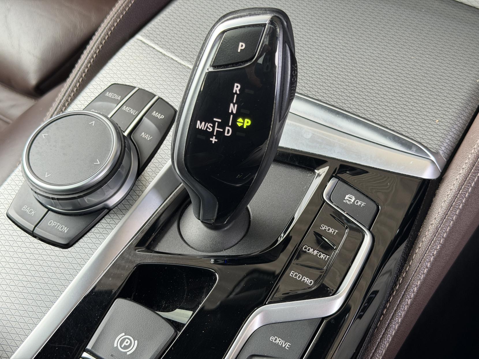 BMW 5 Series 2.0 530e 12kWh M Sport Saloon 4dr Petrol Plug-in Hybrid Auto xDrive Euro 6 (s/s) (252 ps)