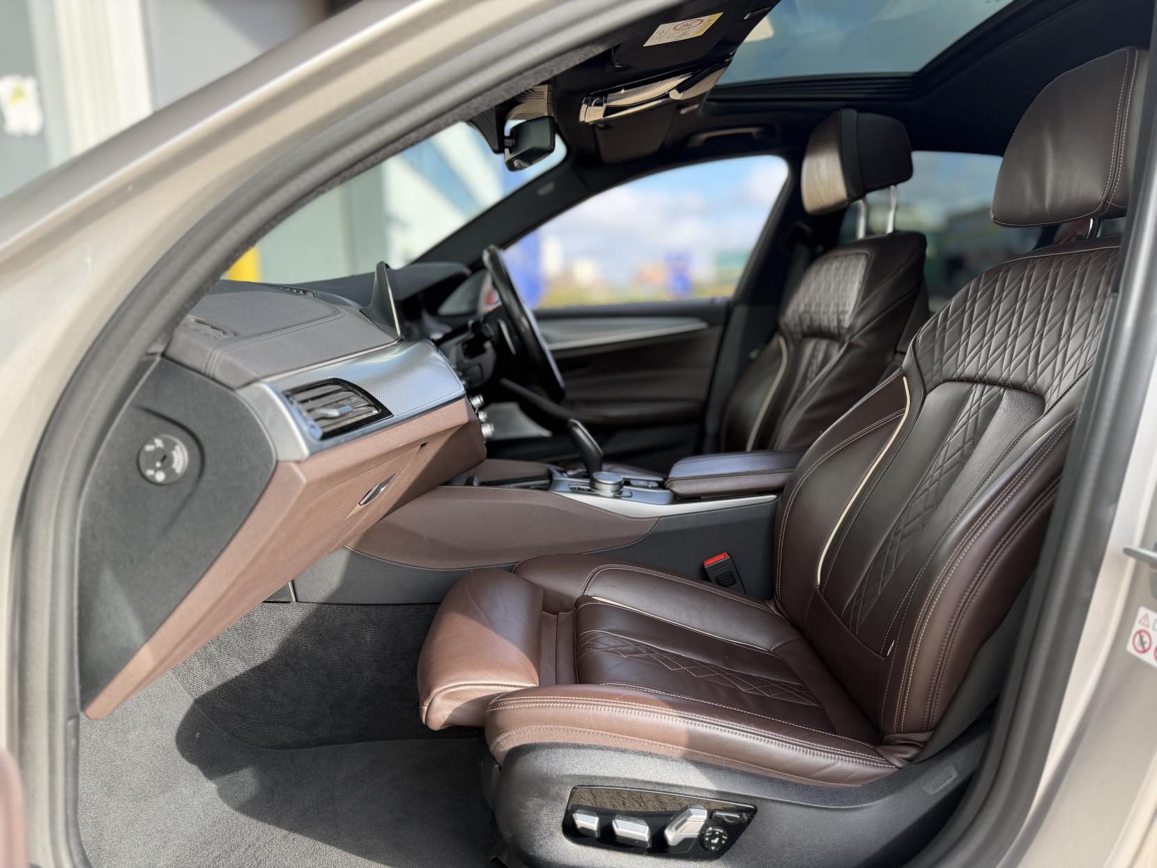 BMW 5 Series 2.0 530e 12kWh M Sport Saloon 4dr Petrol Plug-in Hybrid Auto xDrive Euro 6 (s/s) (252 ps)