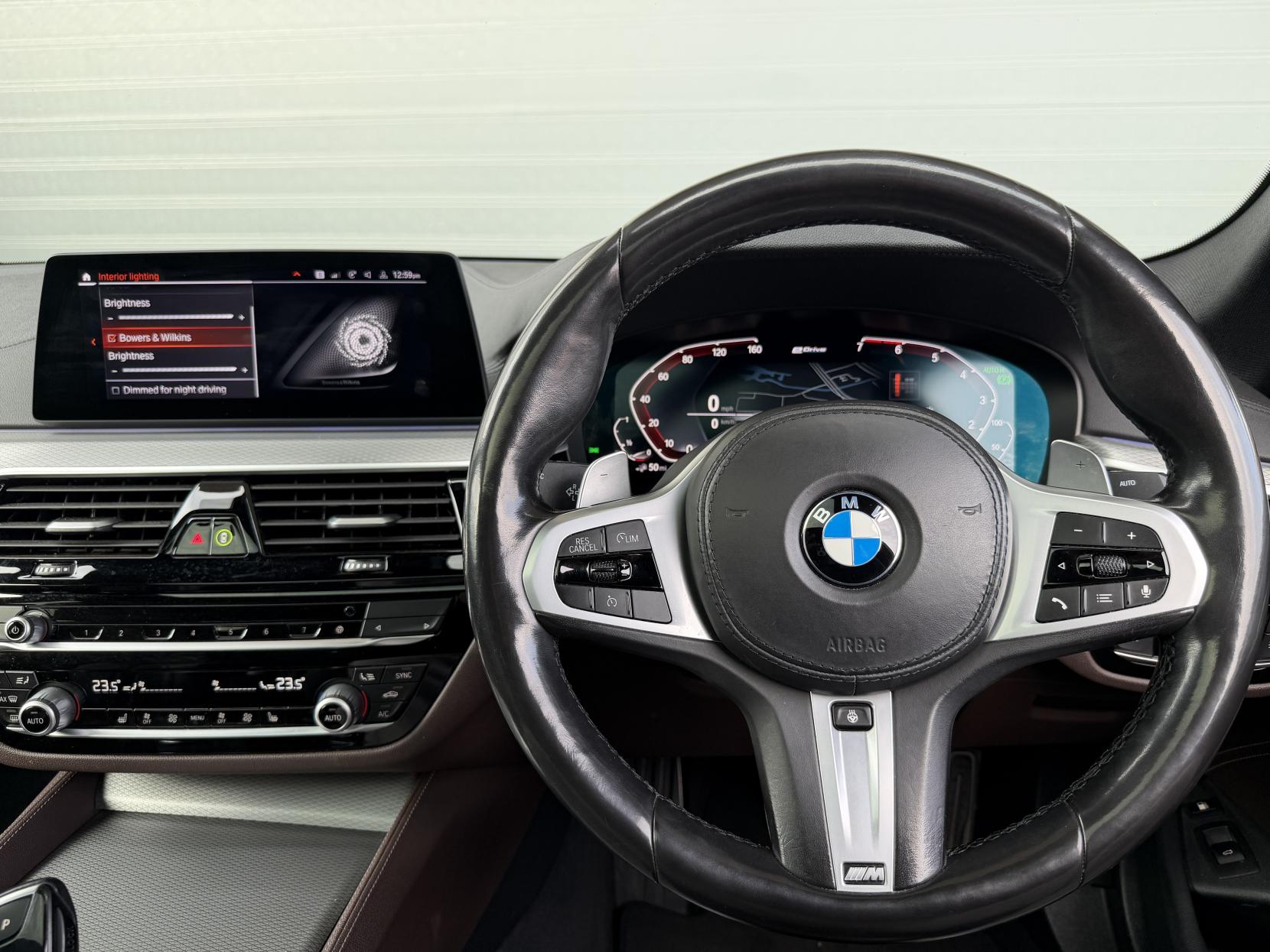 BMW 5 Series 2.0 530e 12kWh M Sport Saloon 4dr Petrol Plug-in Hybrid Auto xDrive Euro 6 (s/s) (252 ps)